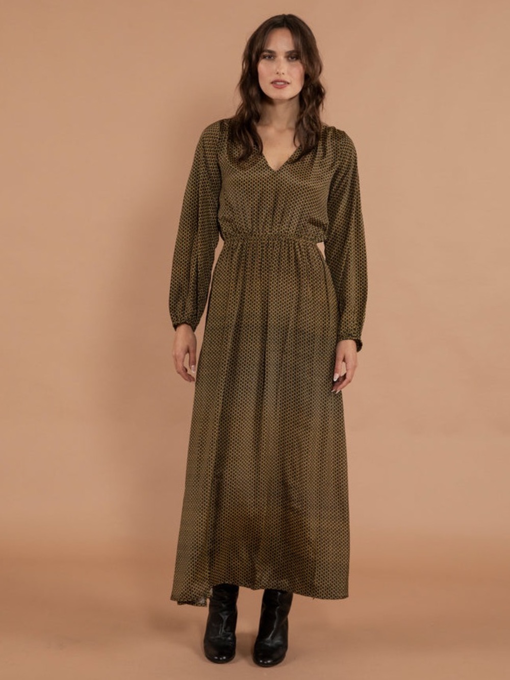 NWT RAGA Aashvi V-Neck Maxi Dress Black Abstract Boho S